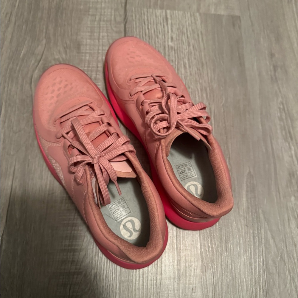 Lululemon strong feel women’s training shoe size 8.5